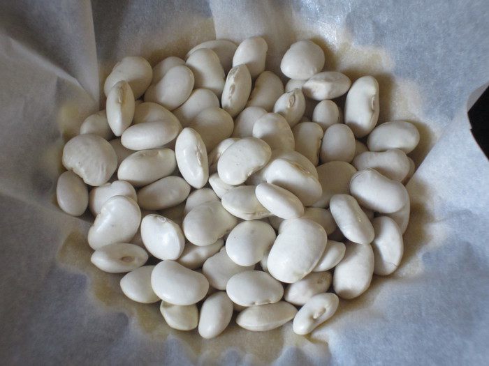 Тарталетки с клубникой и белым шоколадом