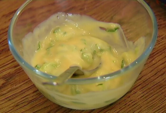 Бутерброд с яйцом и домашним майонезом 