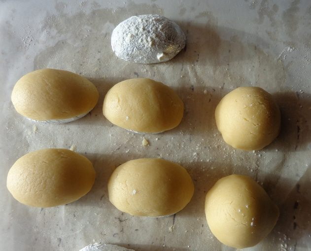 Пасхальные яйца с сюрпризами (сладкие)