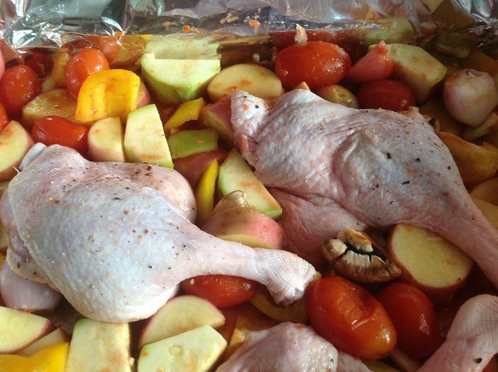 Утиные ножки, запеченные с овощами