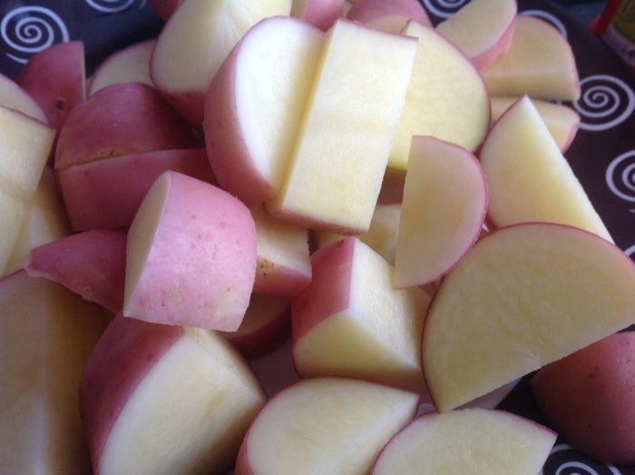 Утиные ножки, запеченные с овощами