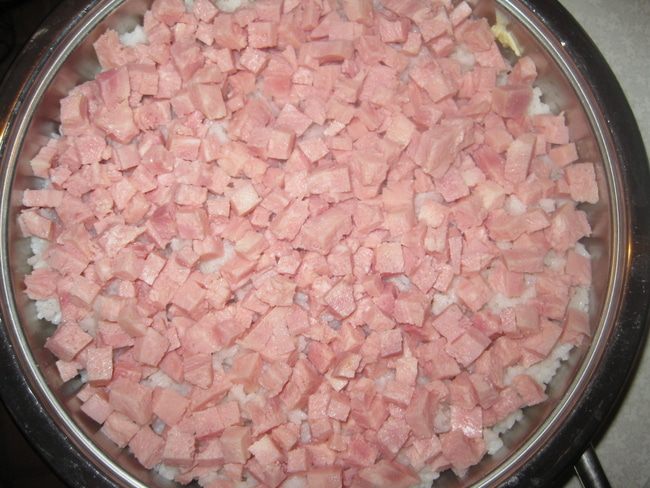 Рисовая запеканка с ветчиной и морковью