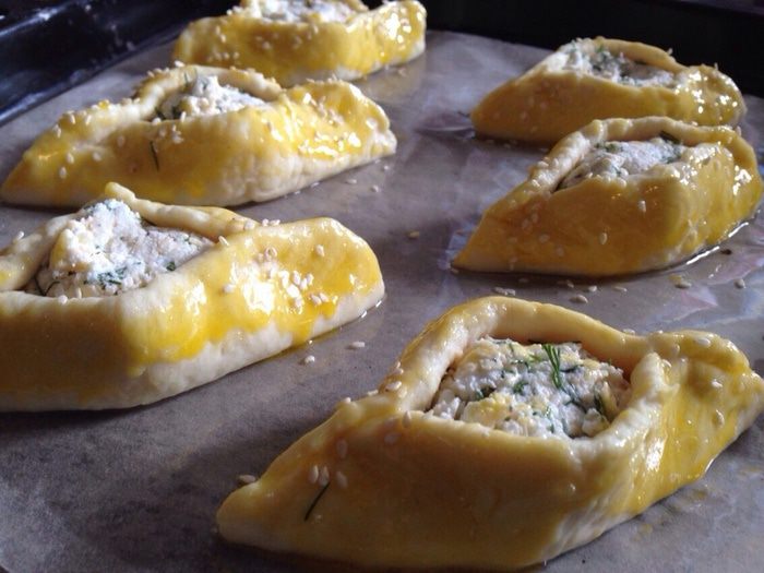 Пирожки с сыром и зеленью &amp;quot;Лодочки&amp;quot; 