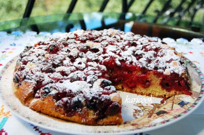 Нежнейший вишневый пирог