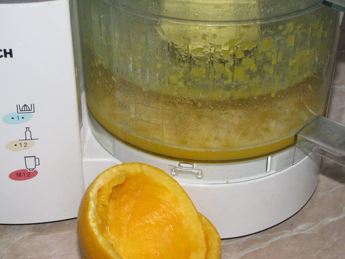 Салат с форелью и апельсиновым желе