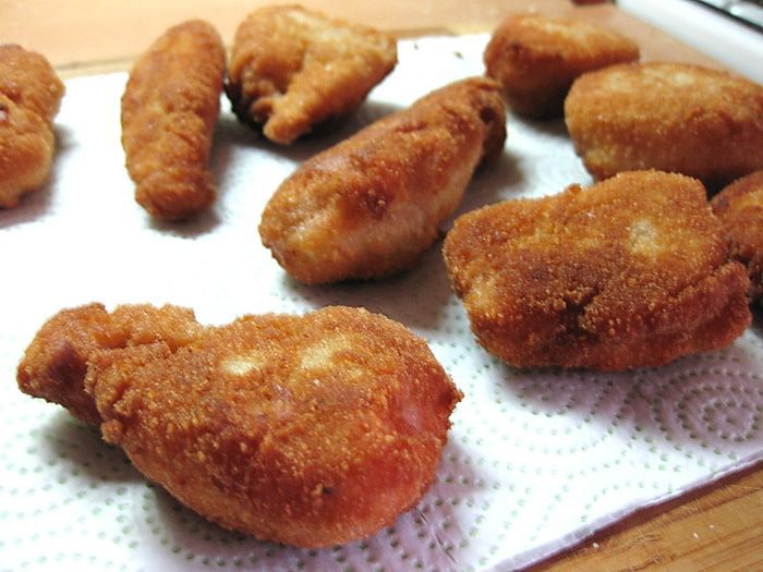 Куриные наггетсы в чесночно-сливочном соусе