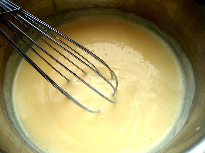 Крем-десерт с черникой