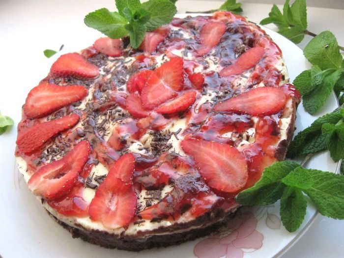 Чизкейк «Клубника с шоколадом»