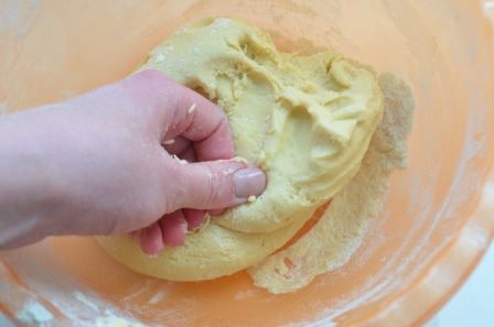 Песочный торт с шоколадным пудинговым кремом