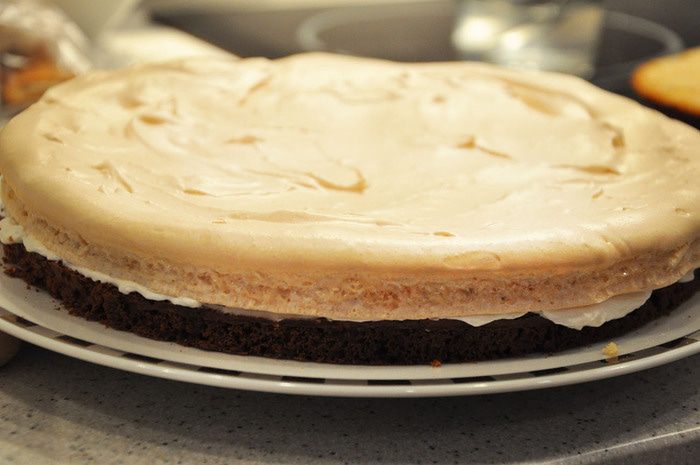 Брусничный торт с безе