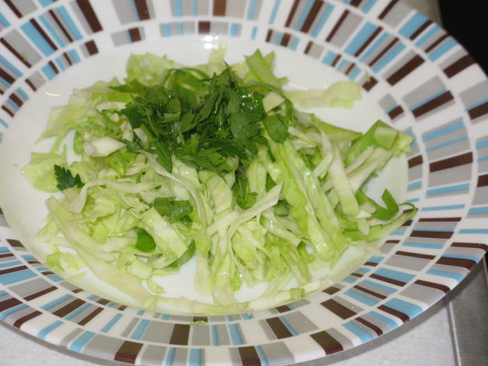 Летний салат из капусты
