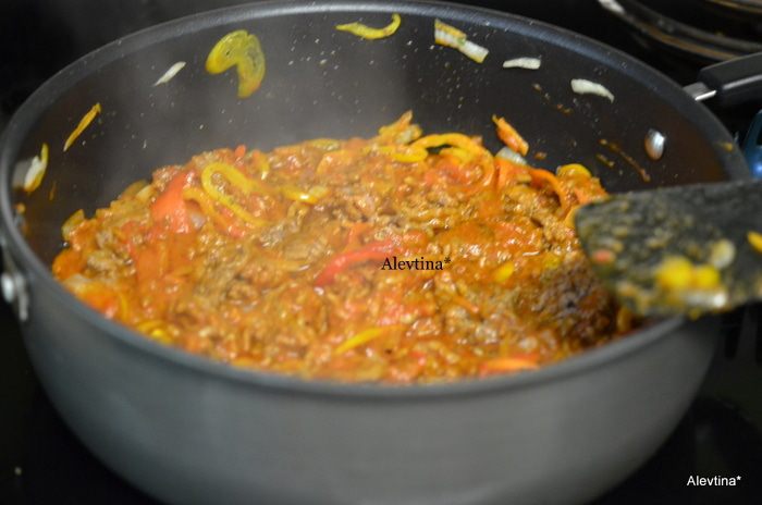 Запеканка с говядиной и сыром Чеддер