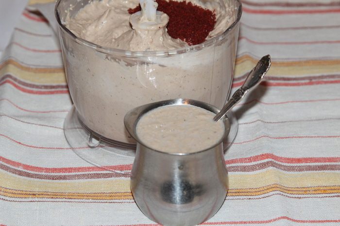 Печеночный чизкейк с орехами и грибами