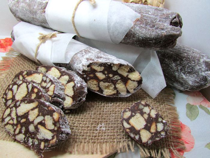 Шоколадная колбаска