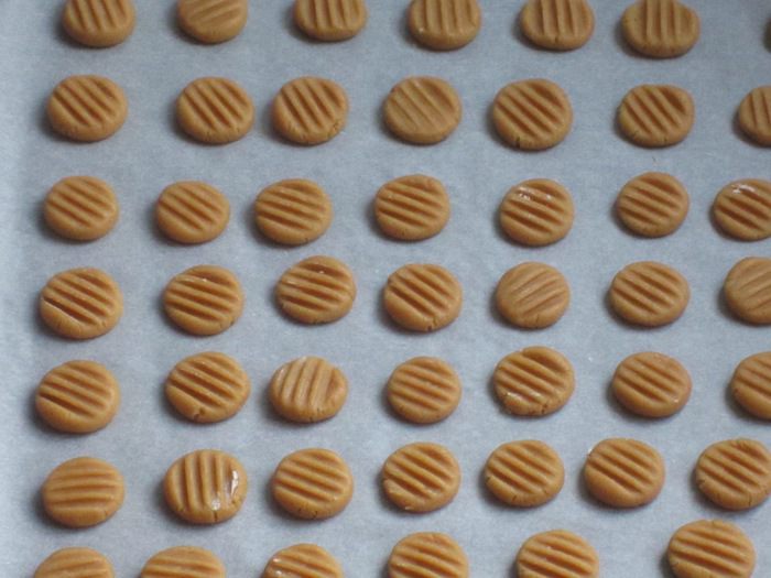 Печенье со сливочно-кофейной начинкой