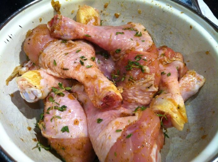 Курица запеченная со сливами