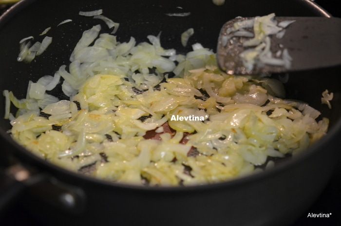 Куриные ножки с изюмом