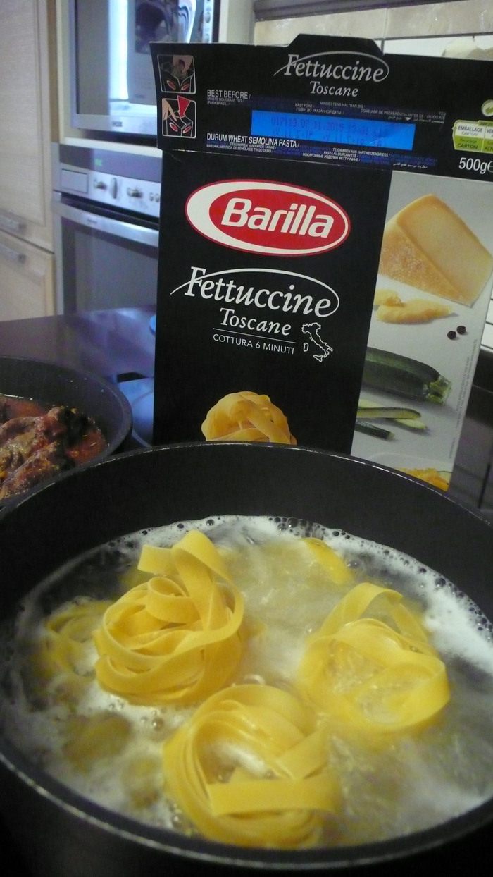 Феттучине с рагу по-неаполитански