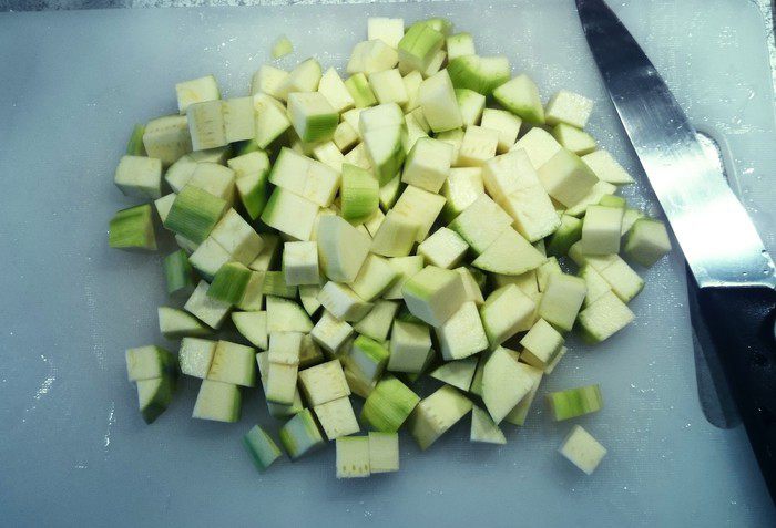 Кабачок с фасолью и томатами (постное блюдо)