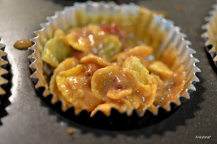 Сладкий десерт с шоколадом и беконом