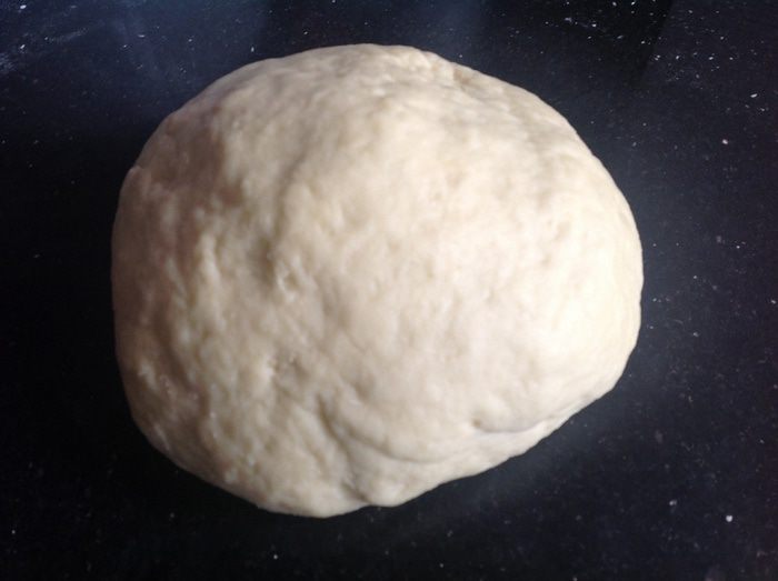 Слойки с щавелем, сыром и яйцом