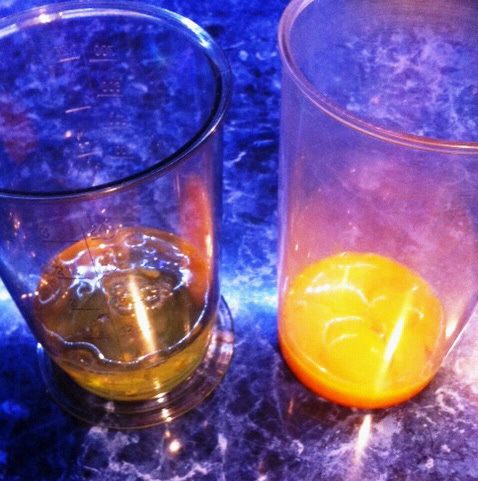 Шоколадный торт с маракуйей и безе