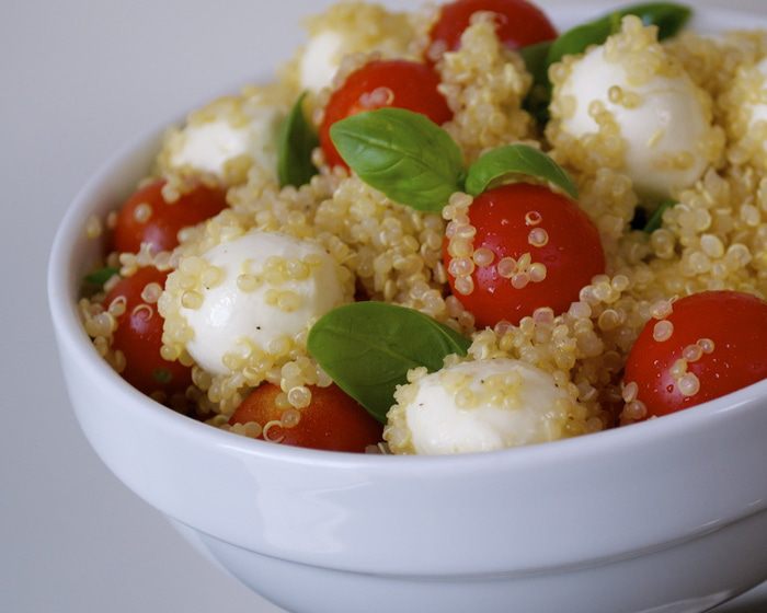 Салат с киноа &amp;quot;Триколор&amp;quot;