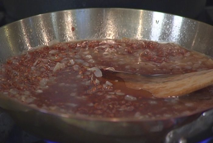 Красный рис с артишоками и кардамоном