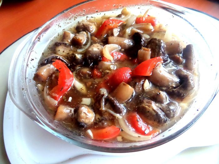 Шампиньоны со сладким перцем быстрого маринования