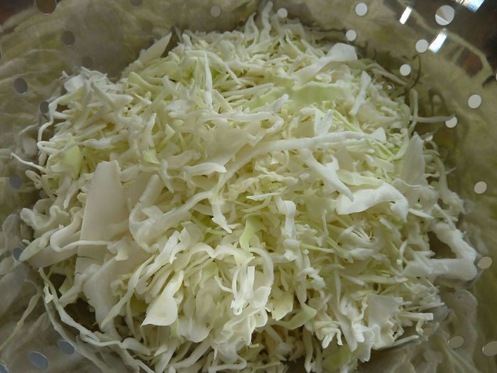 Азиатский салат с капустой 