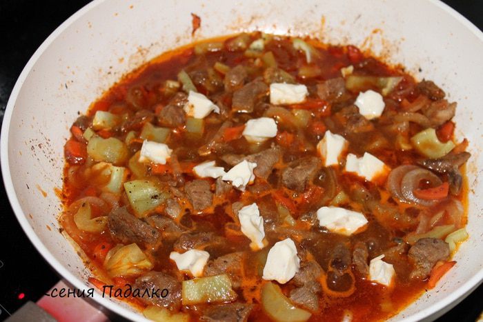 Индейка в томатно-сырном соусе