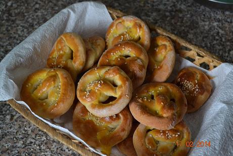 Чесночные крендельки