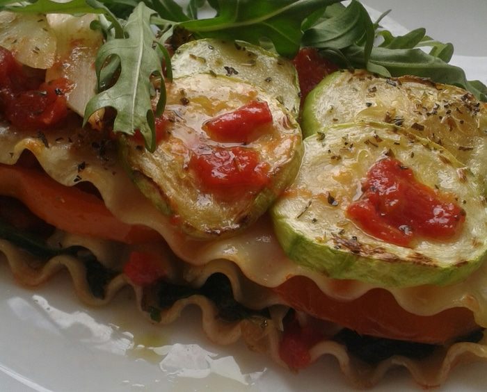 Лазанья с кабачками, шпинатом и сладким перцем