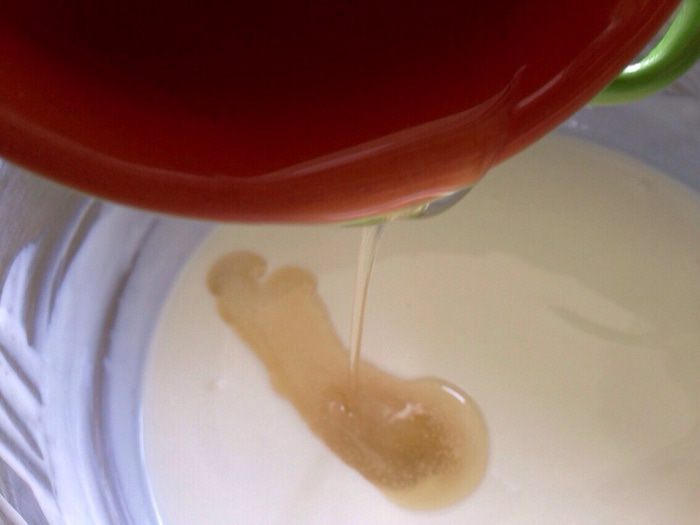 Нежный маково-ореховый пирог