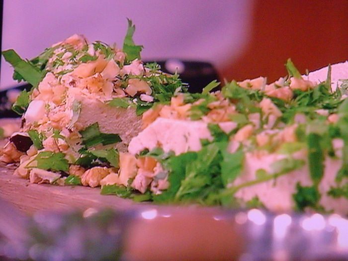 Сырный террин в орехах и зелени