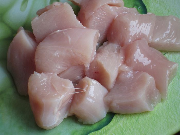 Куриная грудка с кешью в соевом соусе