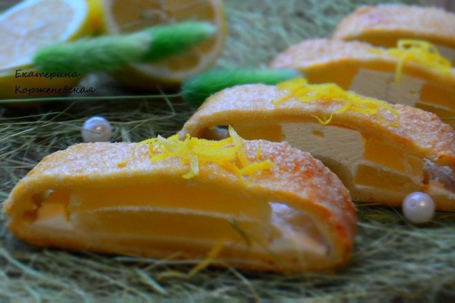 Пирог с ананасами и творогом