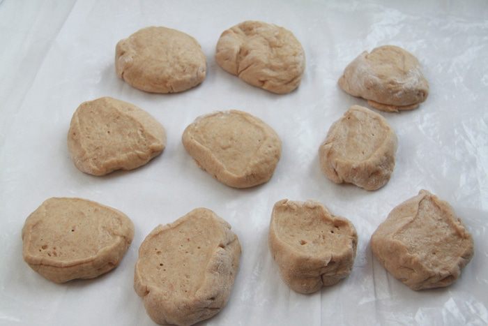 Шведские колобки из спельты с шоколадным кремом