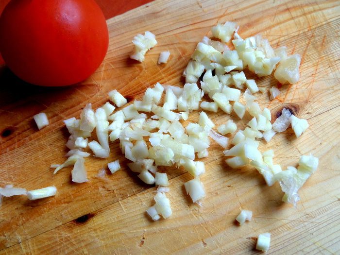 Салат с молодой картошкой и ветчиной