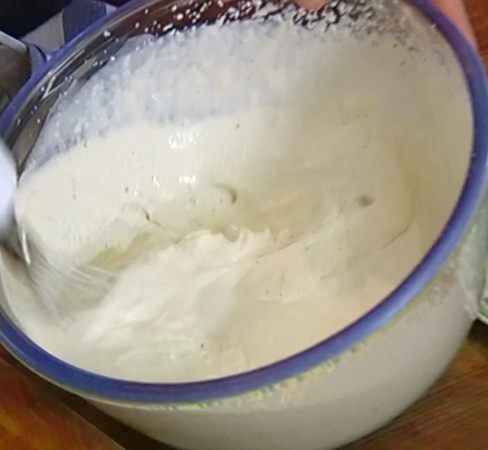 Шоколадный десерт с мятой