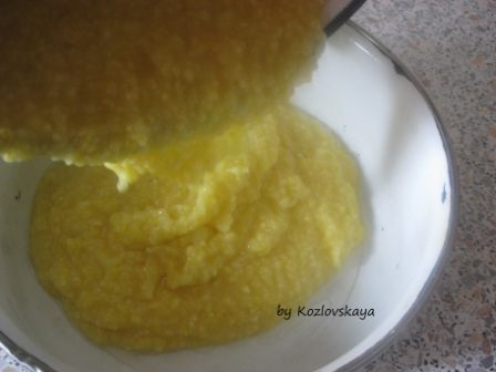 Закусочный торт из поленты с сыром