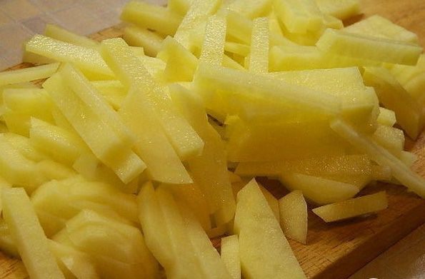 Сырно-томатный суп на курином бульоне