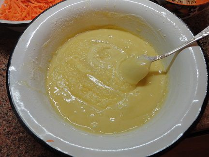 Морковный пирог с грецкими орехами