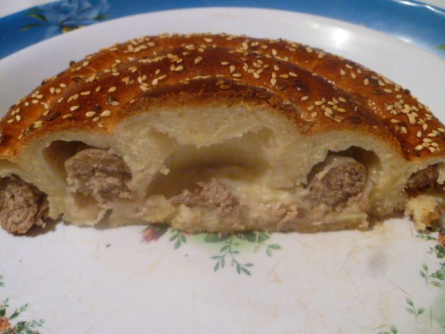 Праздничная колбаса в тесте