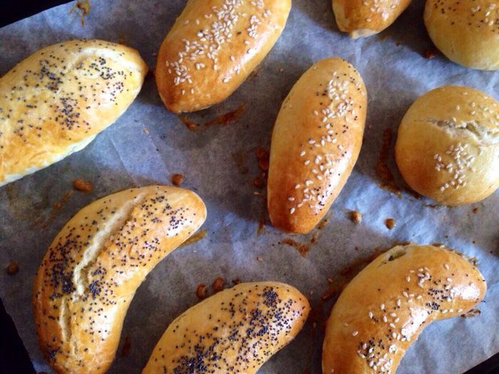 Пирожки с картошкой и зеленью на кефире (бездрожжевые)