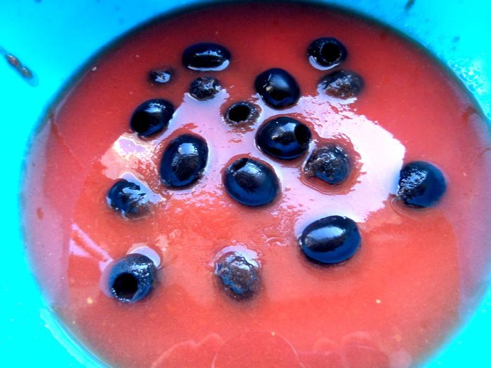 Сырная закуска-шарики в томатном соусе