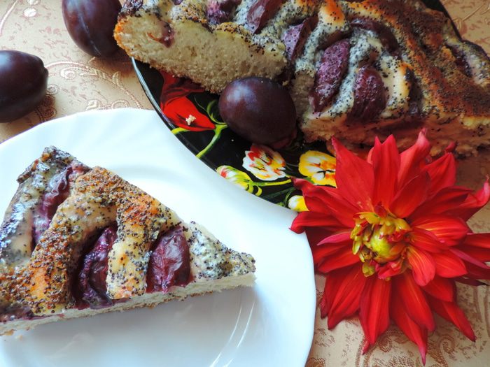 Сливовый пирог с маковой заливкой &amp;quot;Искушение&amp;quot;
