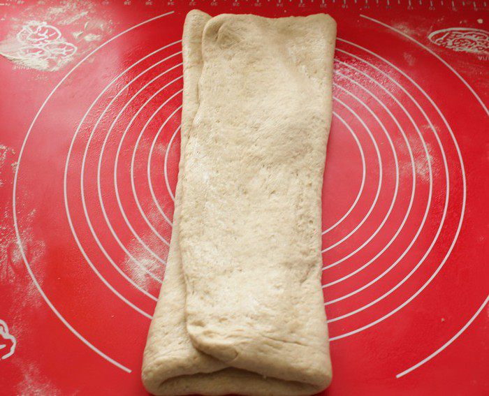 Пшеничный хлеб на ржаной закваске