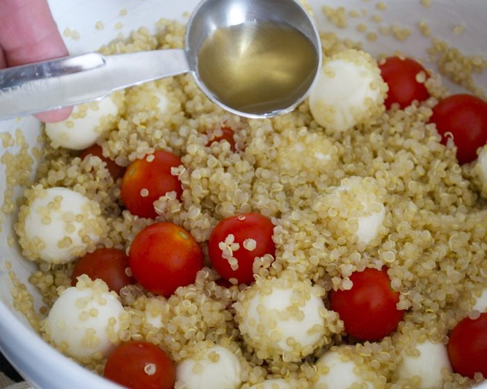 Салат с киноа &amp;quot;Триколор&amp;quot;