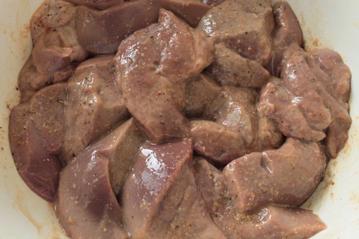 Мясные рулетики с печенью